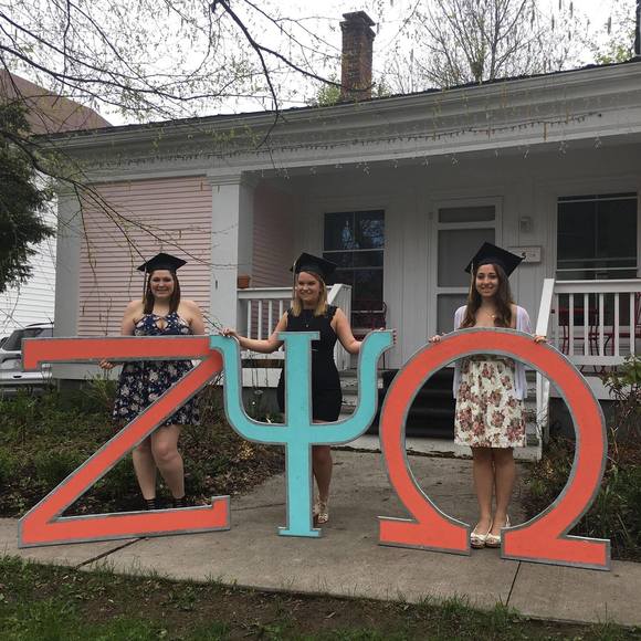 Meet your Posher, Julia - Picture 1 of 1